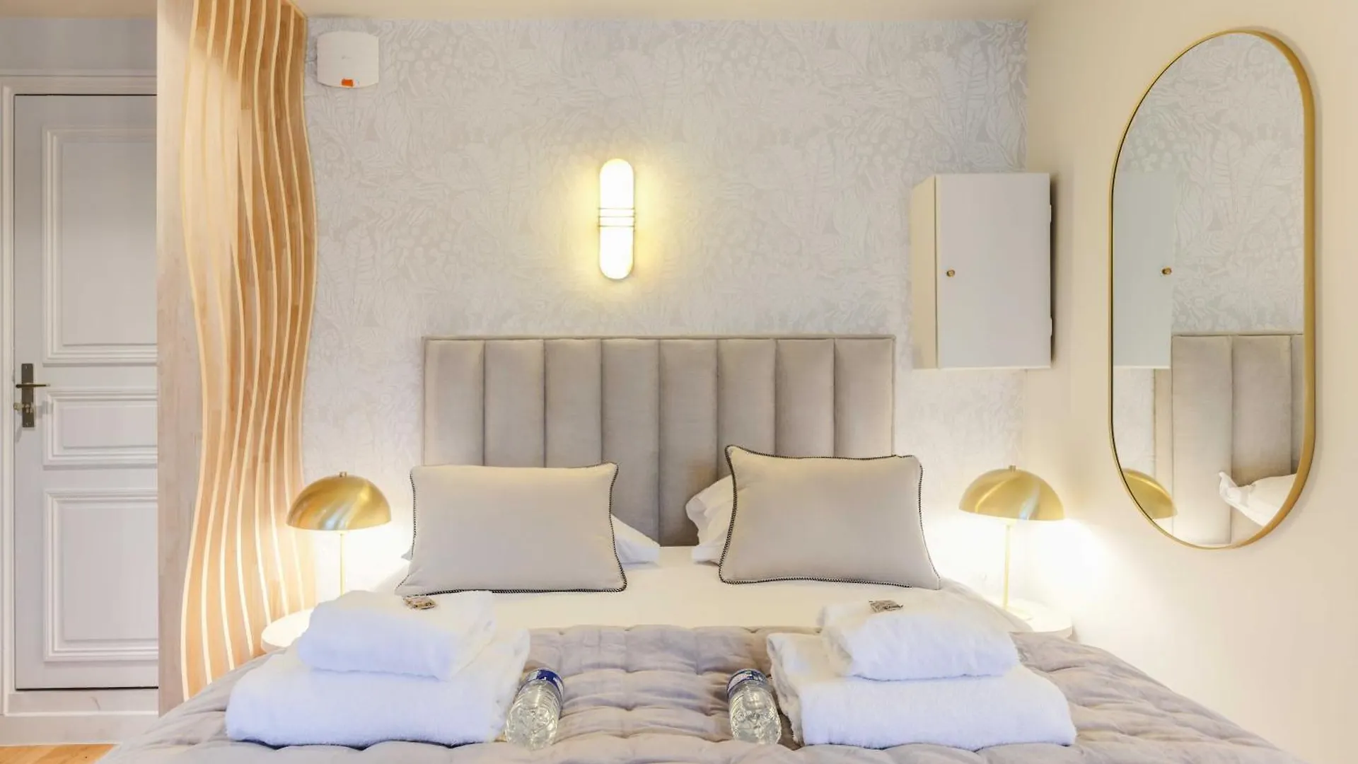 Chic Studio - 2P - Arc De Triomphe باريس 0*,  فرنسا